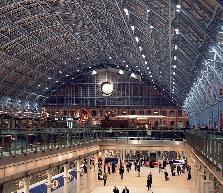 ST PANCRAS/KINGS CROSS EUROSTAR